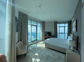 Beachfront paradise just minutes from Dubai